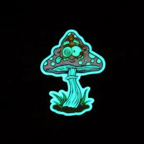 glow-in-the-dark-sticker-02